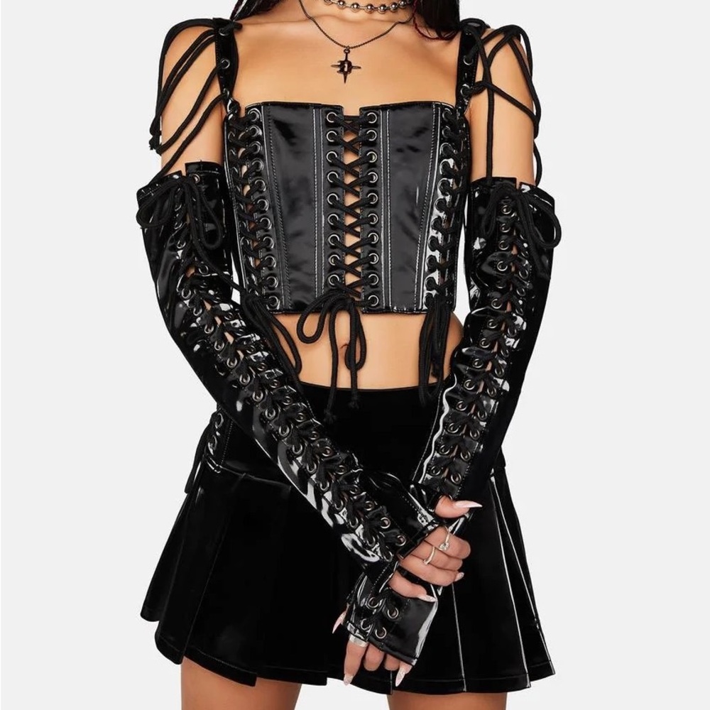 Modulation Liquid Velvet Gloves